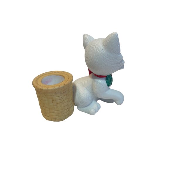 Vintage 1987 Lefton White Christmas Cat Figurine W/ Red Bow & Holly Candle Holde - Picture 3 of 6